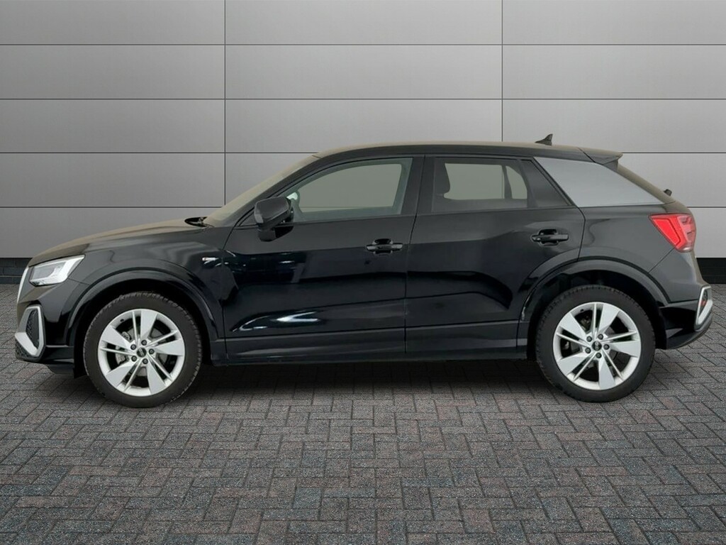 Audi Q2 35 Tfsi Black Edition S Tronic Tech Grey #16
