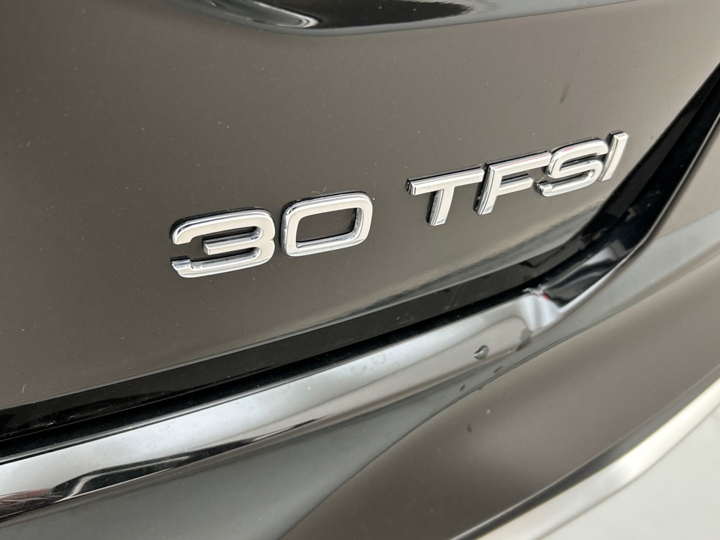 Audi Q2 35 Tfsi Black Edition S Tronic Tech Grey #25