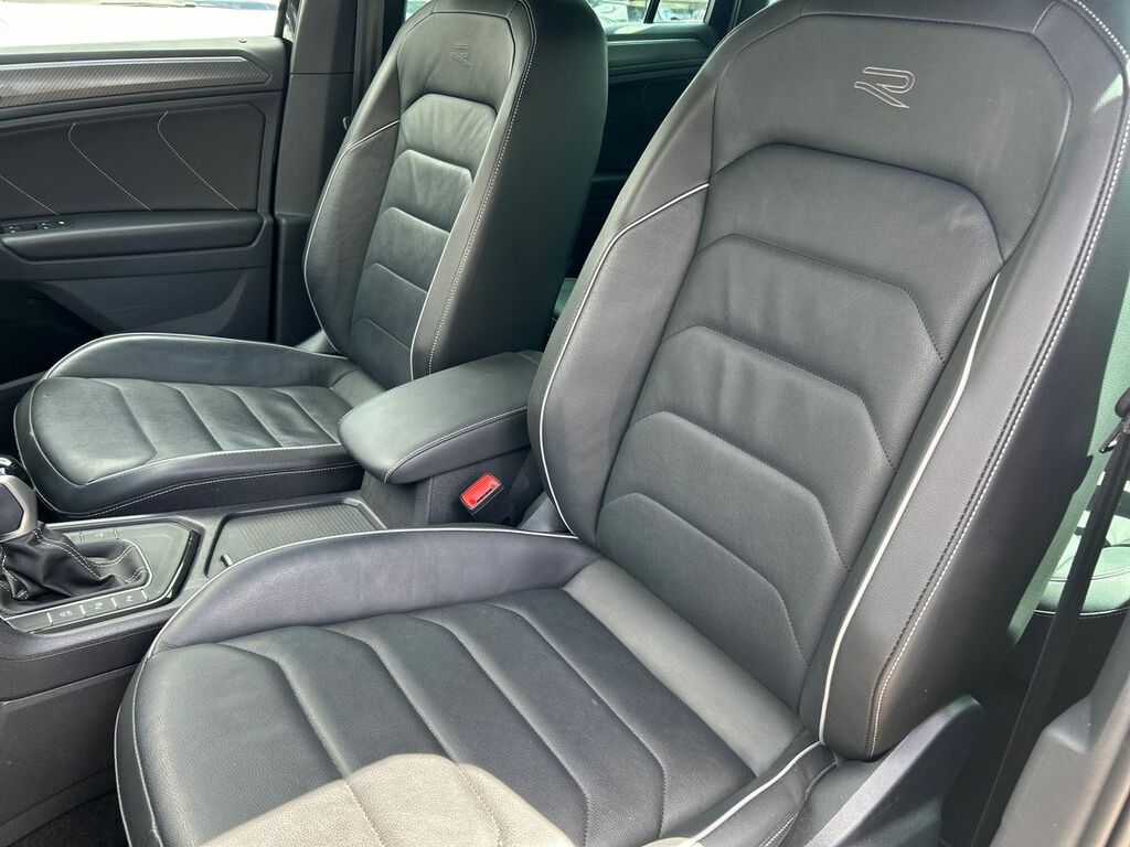 Volkswagen Tiguan Active White #32
