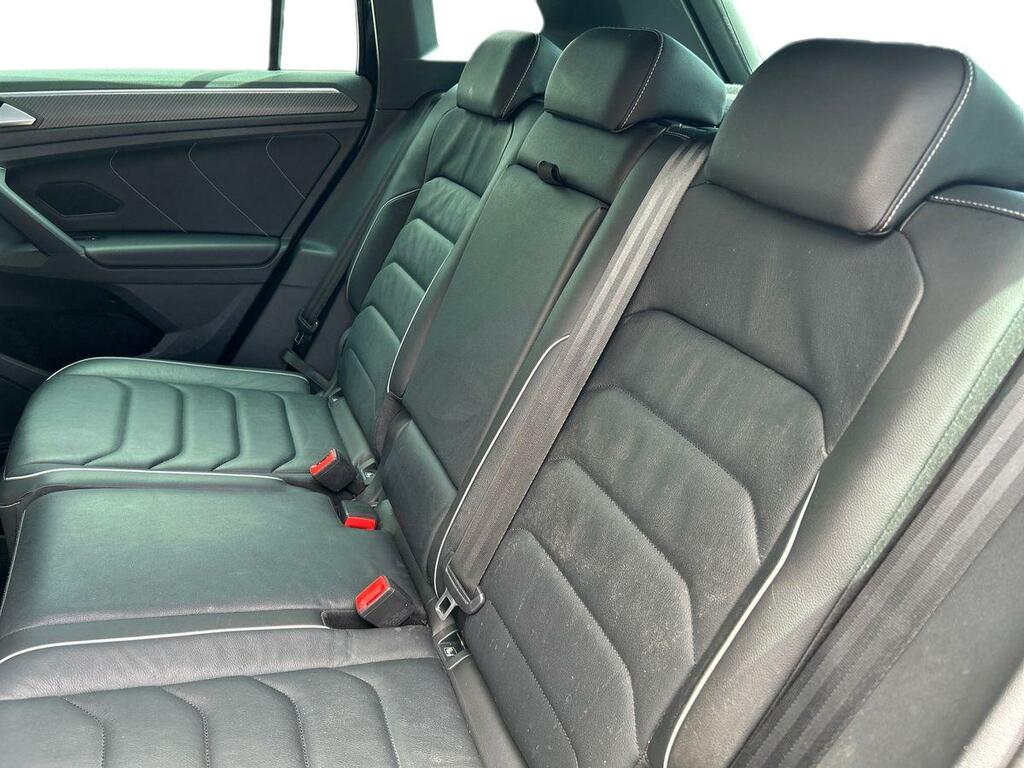 Volkswagen Tiguan Active White #4