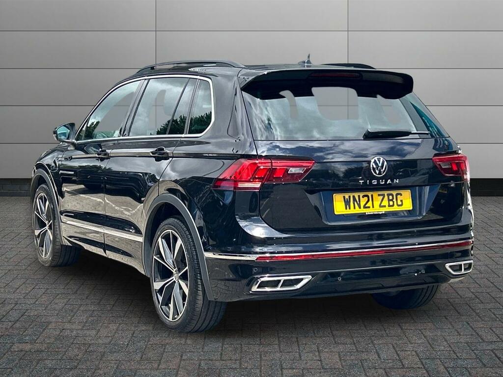 Volkswagen Tiguan Active White #2