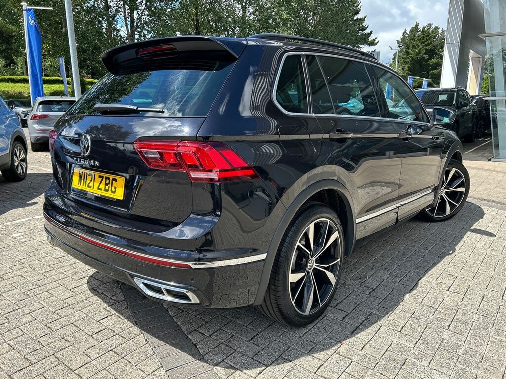 Volkswagen Tiguan Active White #41