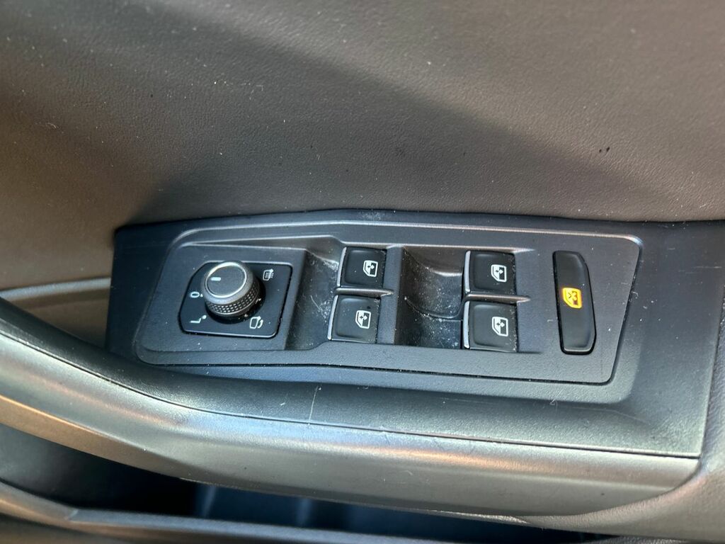 Volkswagen T-Roc 1.5 Tsi Evo Active Black #24