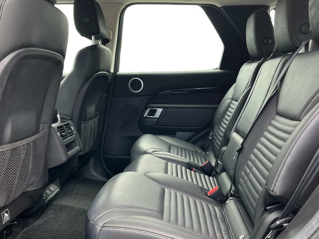 Land Rover Discovery 3.0 D250 S White #4