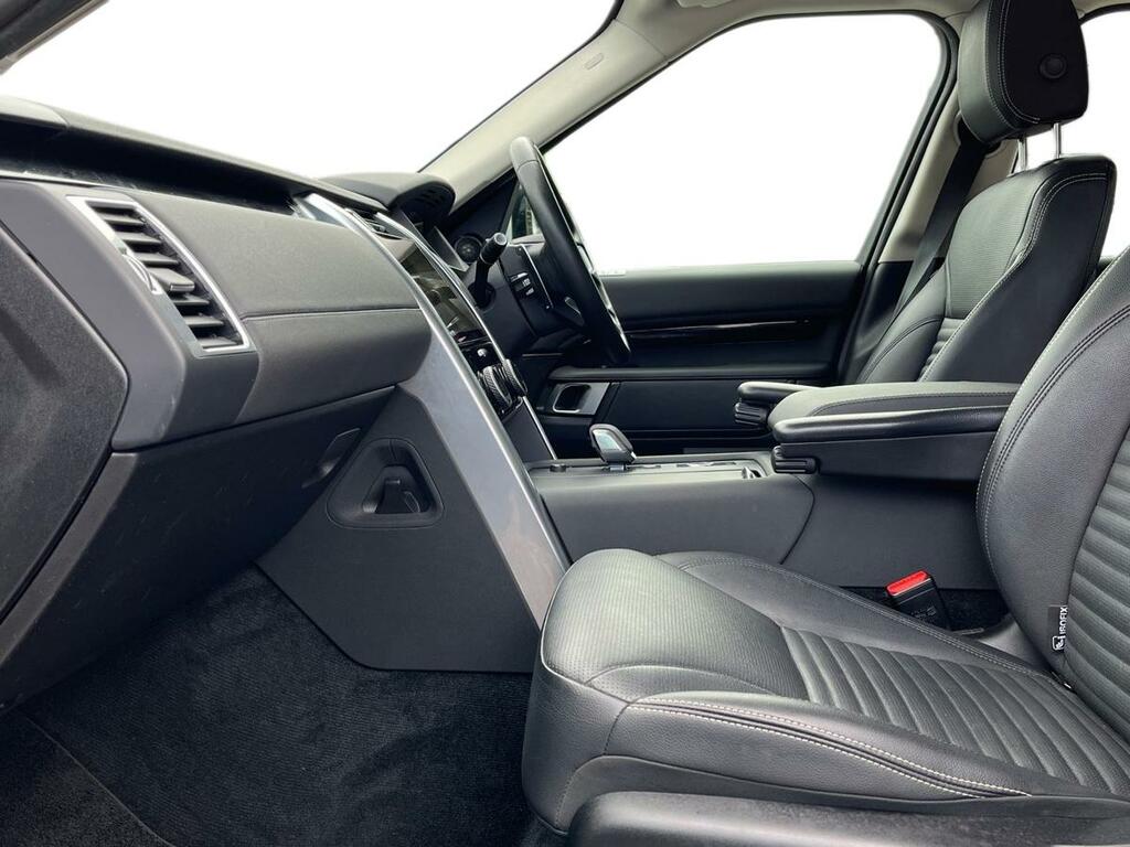Land Rover Discovery 3.0 D250 S White #3