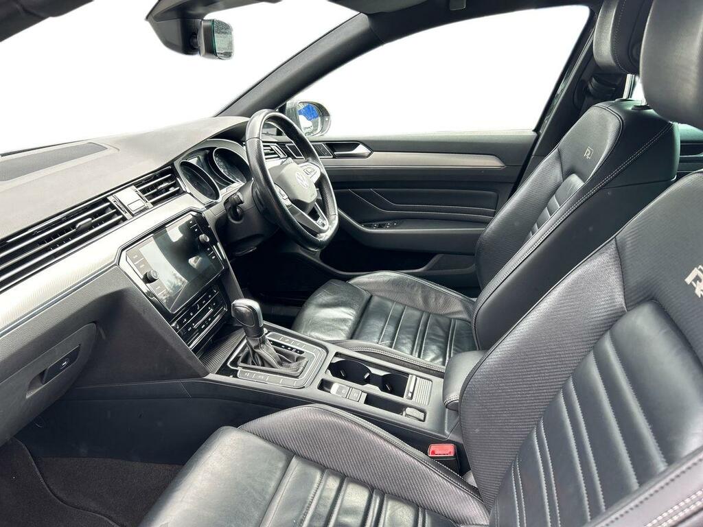 Volkswagen Passat 1.5 Tsi Evo R-line Dsg Grey #3