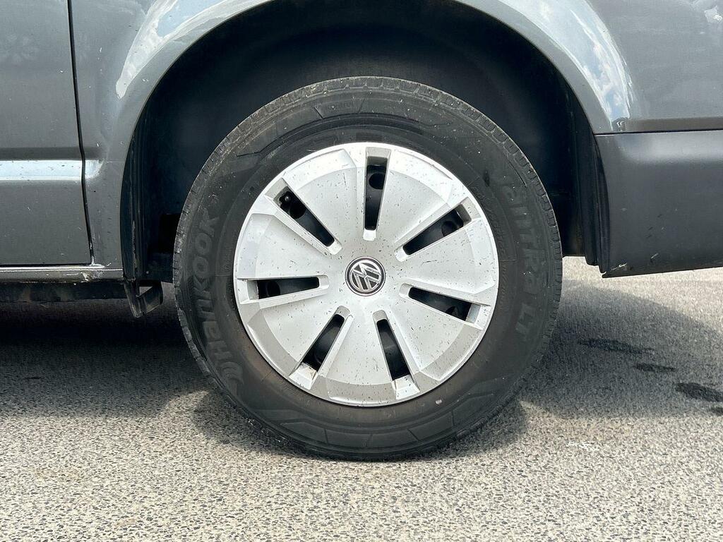Volkswagen Transporter Highline Grey #19
