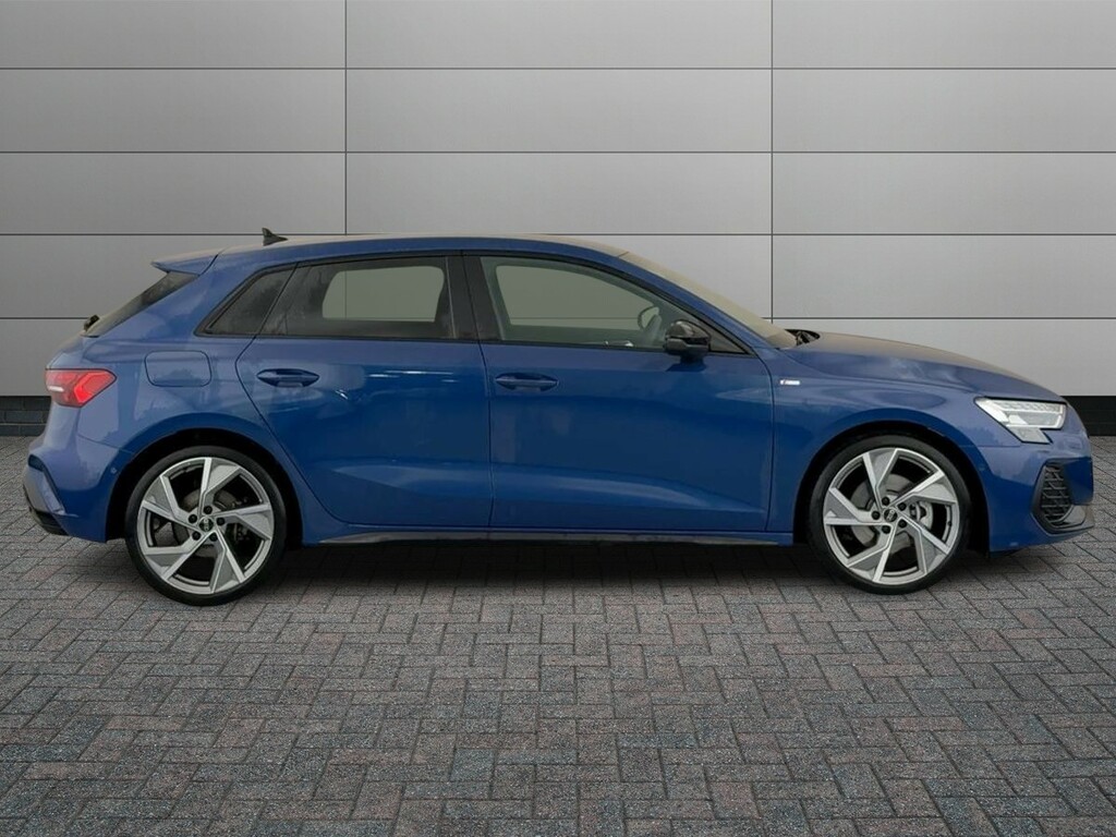 Audi A3 1.5 Tfsi Black Edition Sportback S Tronic Euro 6 CV75ENL Blue #5