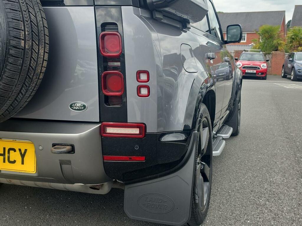 Land Rover Defender 110 X-dynamic S Brown #29