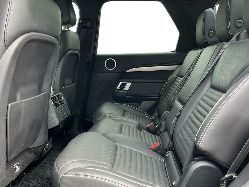 Land Rover Discovery 3.0 D300 R-dynamic Hse Black #4