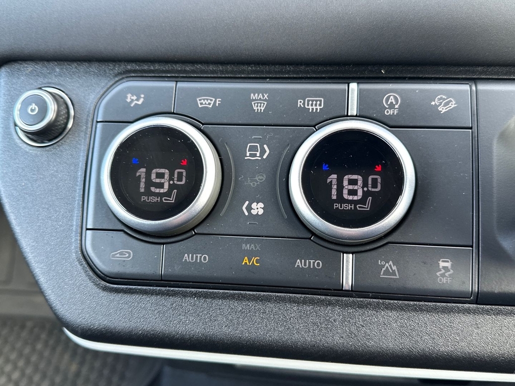 Land Rover Defender 90 X-dynamic Se Black #34