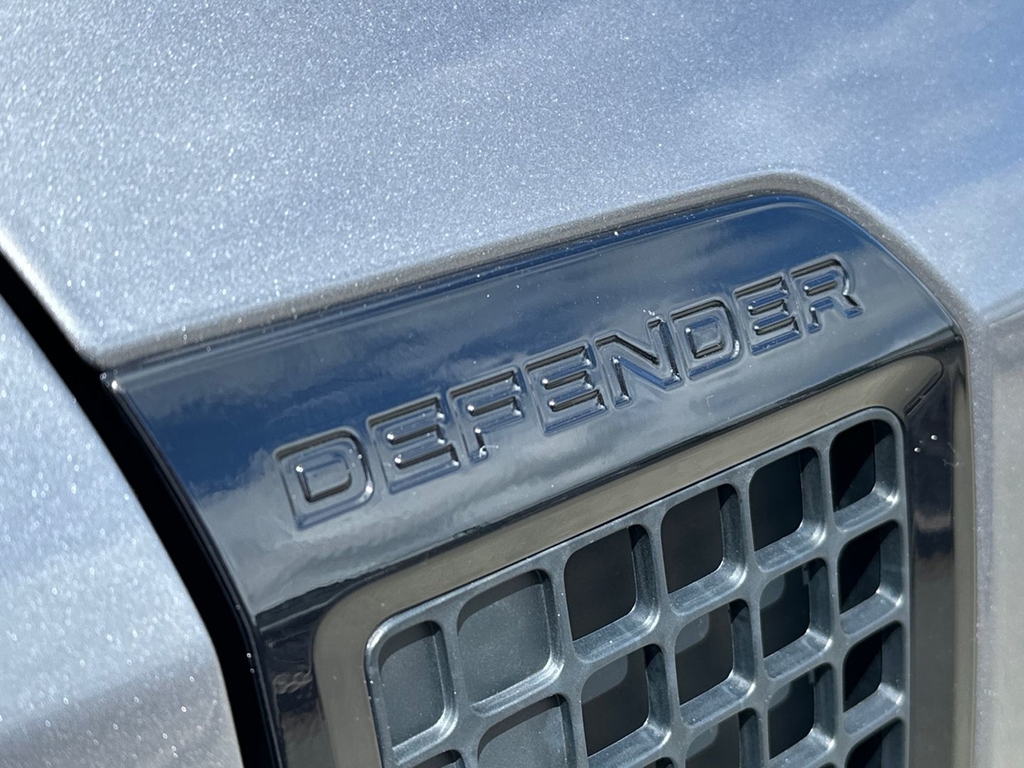 Land Rover Defender 90 X-dynamic Se Black #28