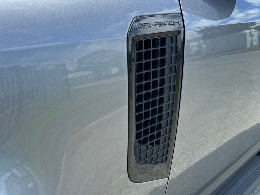 Land Rover Defender 90 X-dynamic Se Black #20