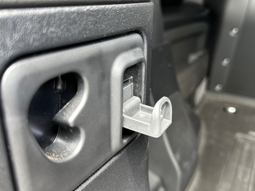 Land Rover Defender 90 X-dynamic Se Black #27