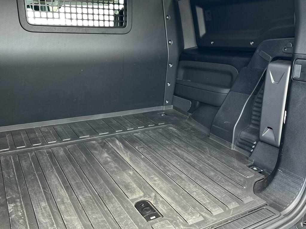 Land Rover Defender 90 3.0 D250 Hard Top Standard Grey #4