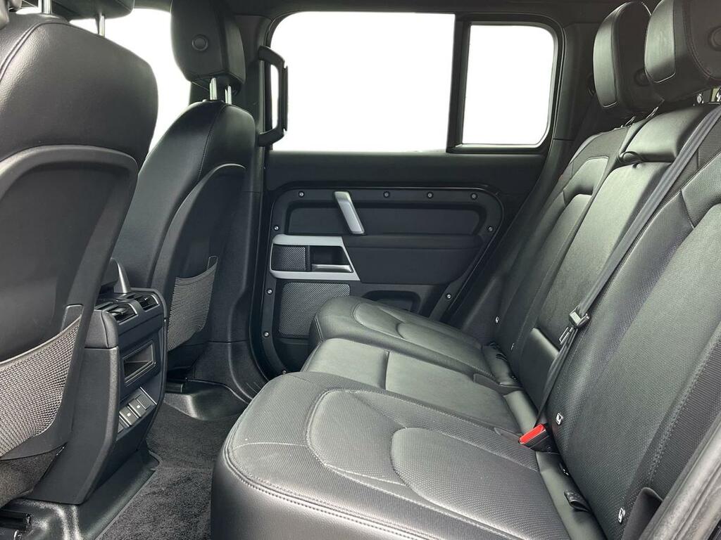 Land Rover Defender 110 2.0 P400e X-dynamic Se Black #4