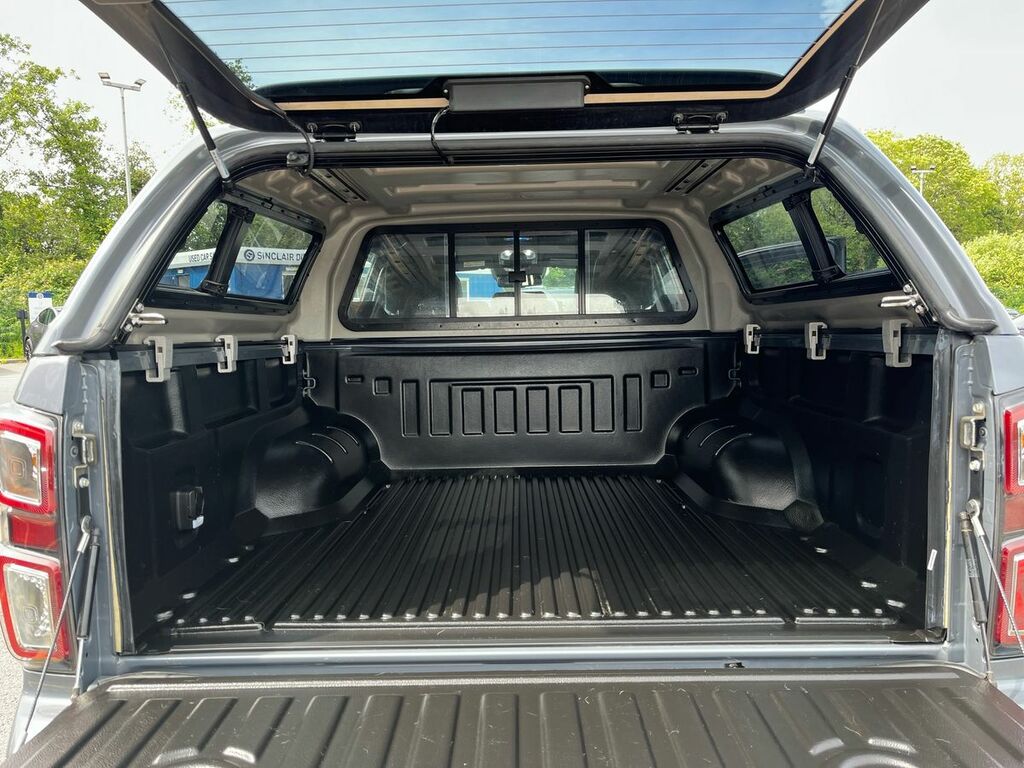 Isuzu D-Max 1.9 Td Dl40 Pickup Double Cab 4Wd Red #23