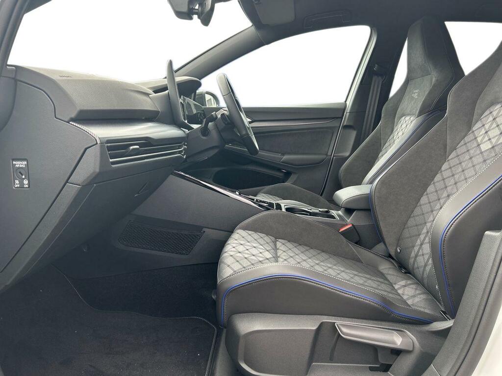 Volkswagen Golf 1.5 Etsi Mhev Black Edition Dsg Euro 6 Ss CP75PTU White #3