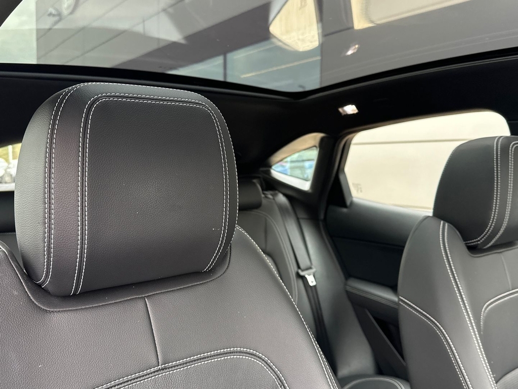 Jaguar E-Pace 2.0 D200 R-dynamic Se Black Grey #42