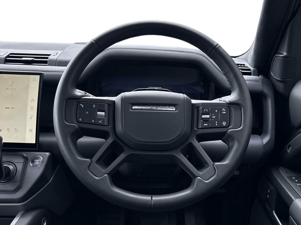 Land Rover Defender 130 3.0 D350 130 X-dynamic Hse Green #14