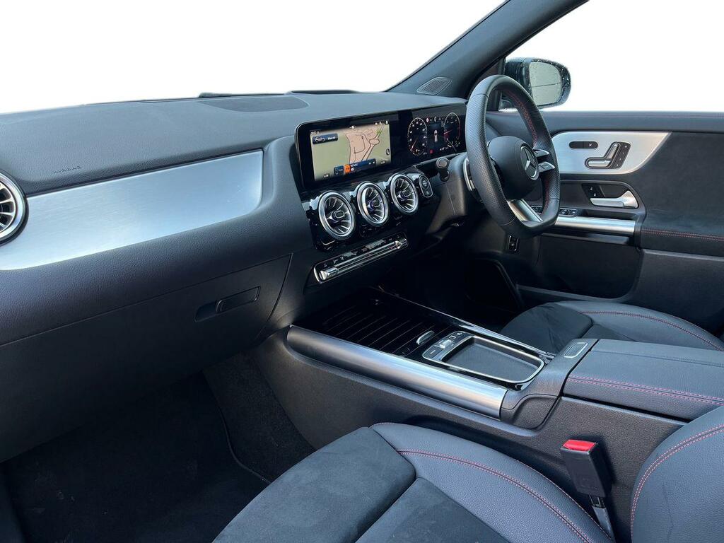 Mercedes-Benz GLA Class 2.0 Gla220d Amg Line Premium Plus 8G-dct 4Matic KS25VCG Black #3