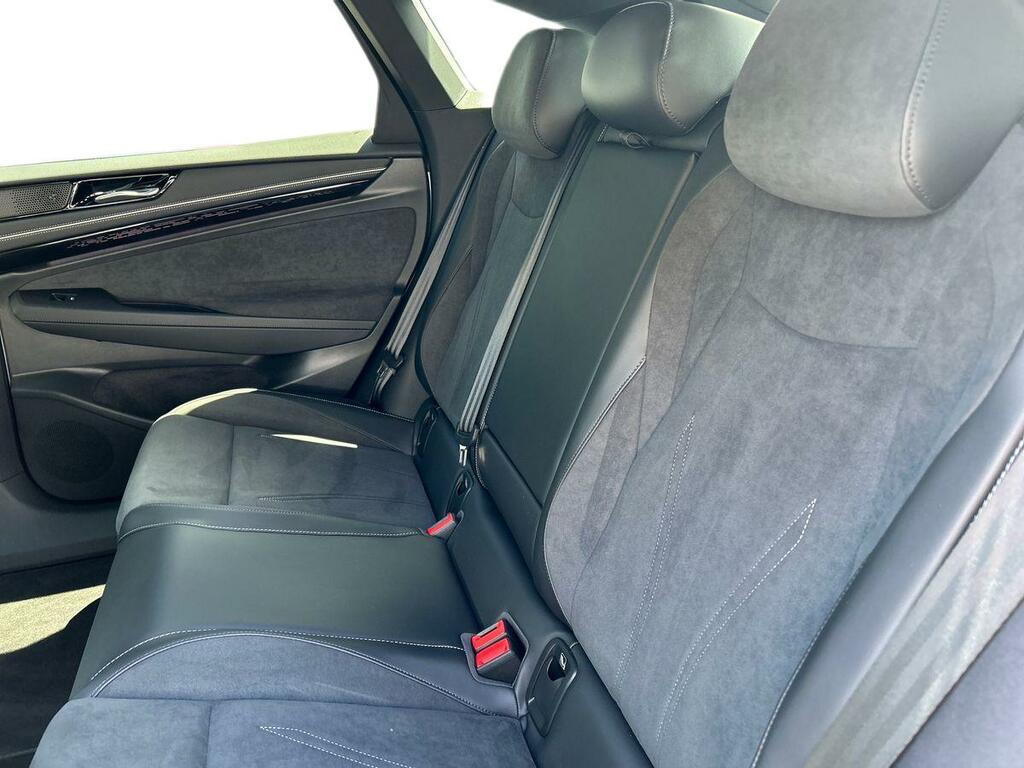 Volkswagen ID.7 210Kw Match Pro Plus 77Kwh Silver #4