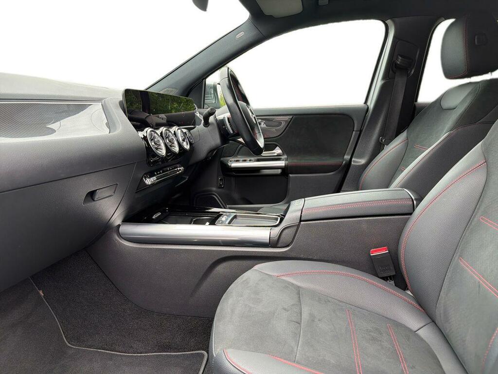 Mercedes-Benz GLA Class 1.3 Gla200h Mhev Amg Line Executive 7G-dct Euro Grey #3