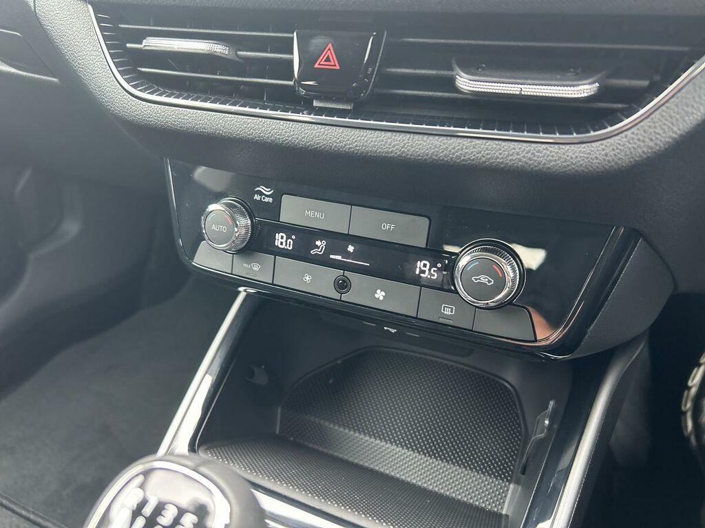 Skoda Fabia Monte Carlo Edition Green #12