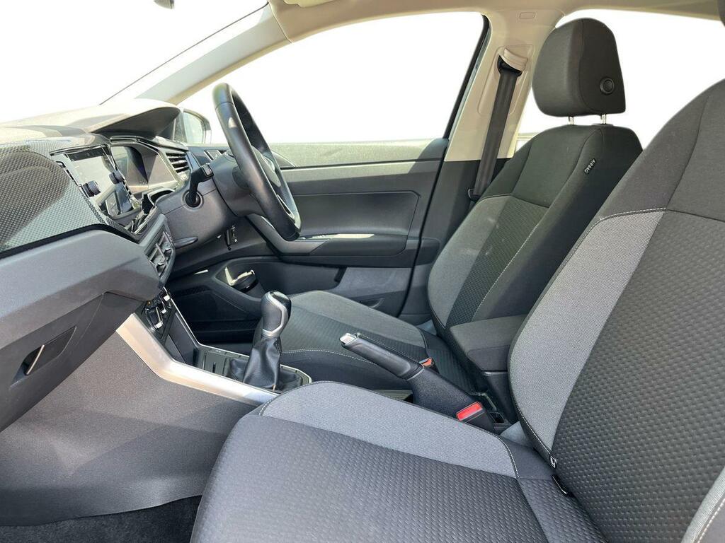 Volkswagen Polo 1.0 Tsi Life Euro 6 Ss CP23EXG Black #3
