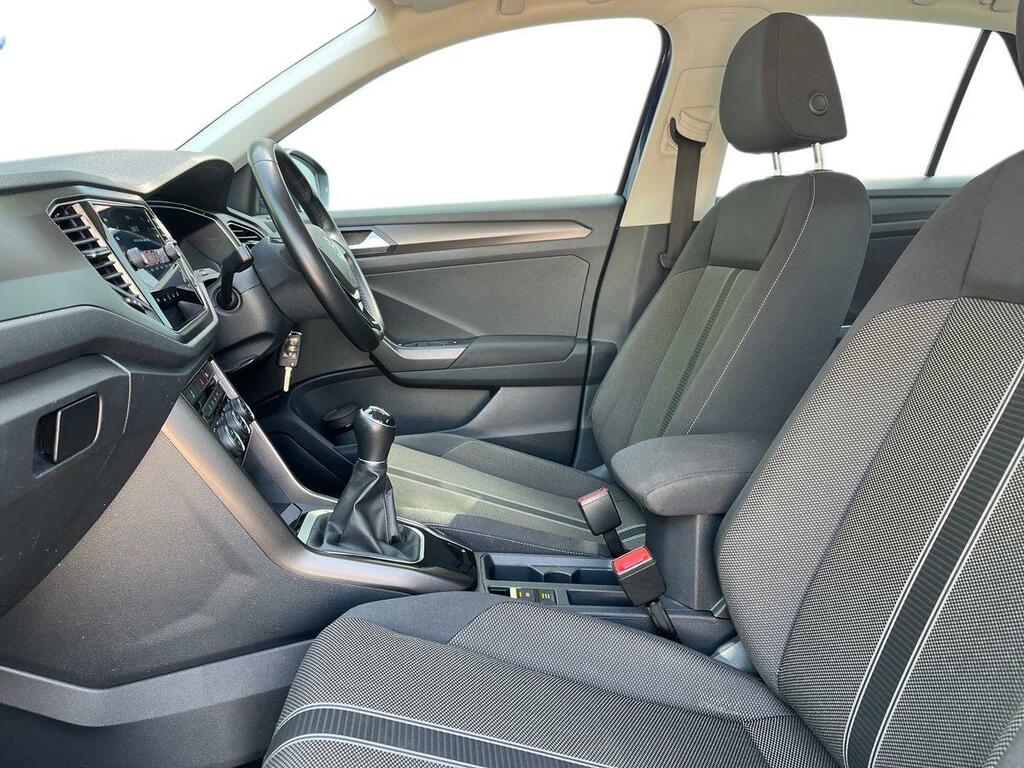 Volkswagen T-Roc 1.5 Tsi Evo Se Euro 6 Ss CP68KNN Blue #3