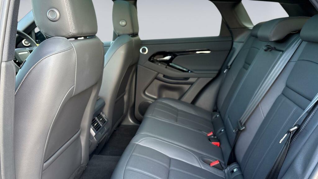Land Rover Range Rover Evoque 2.0 D200 Dynamic Se Black #4