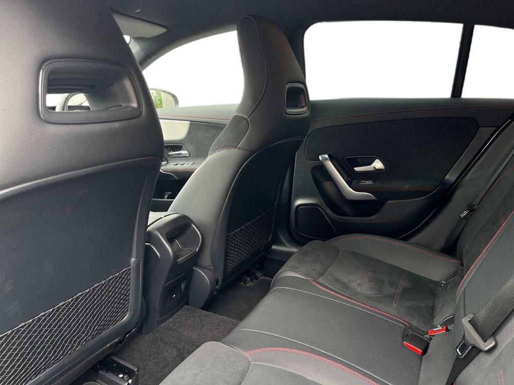Mercedes-Benz CLA Class 1.3 Cla200h Mhev Amg Line Executive Shooting Bra White #4