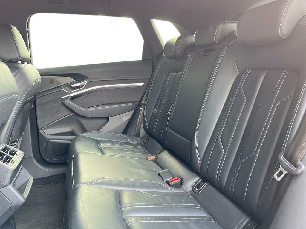 Audi Q8 e tron Black Edition 55 E-tron Quattro 30000 Kw Black #4