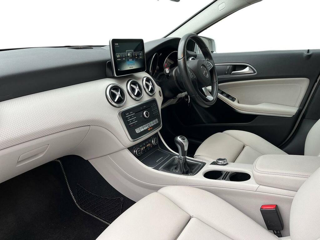 Mercedes-Benz A Class 1.5 A180d Sport Executive Euro 6 Ss Silver #3