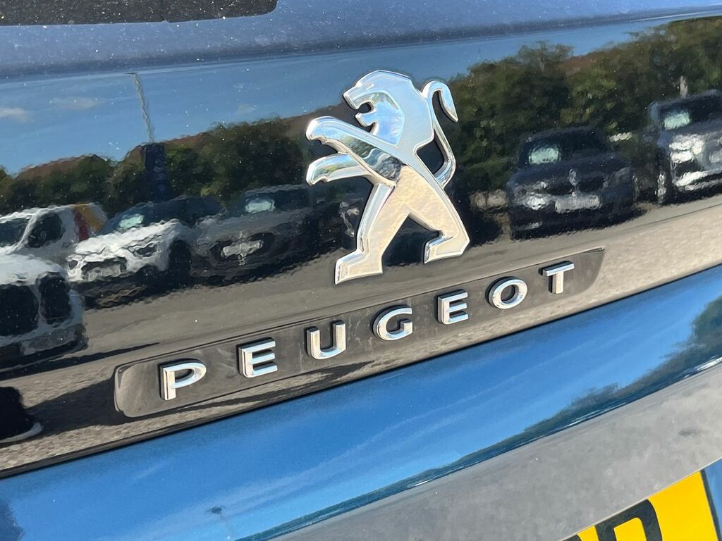 Peugeot 3008 1.2 Puretech Active Premium Eat8 Grey #23