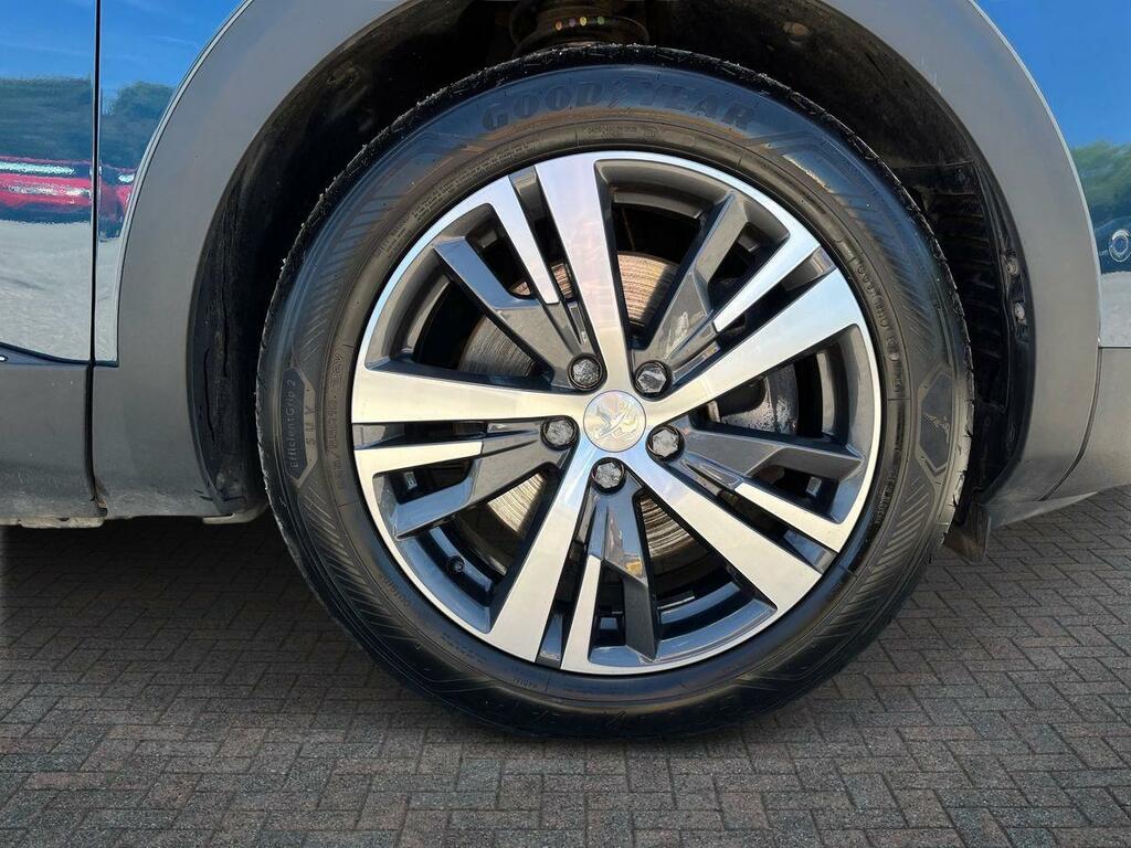 Peugeot 3008 1.2 Puretech Active Premium Eat8 Grey #8
