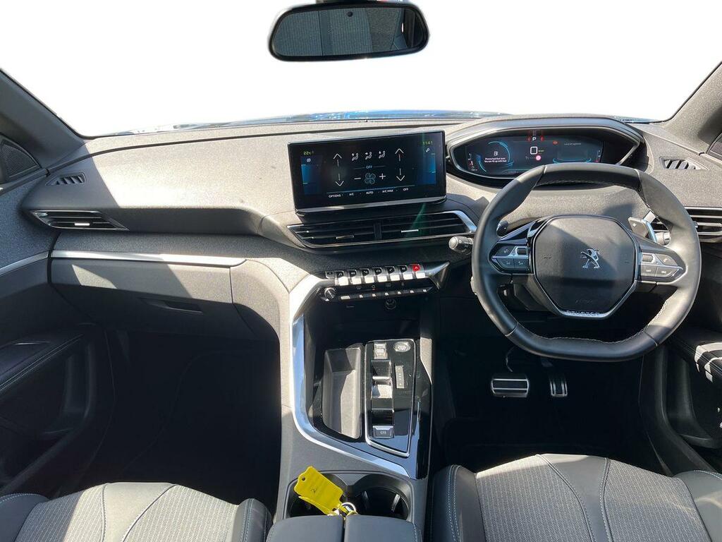 Peugeot 3008 1.2 Puretech Active Premium Eat8 Grey #9