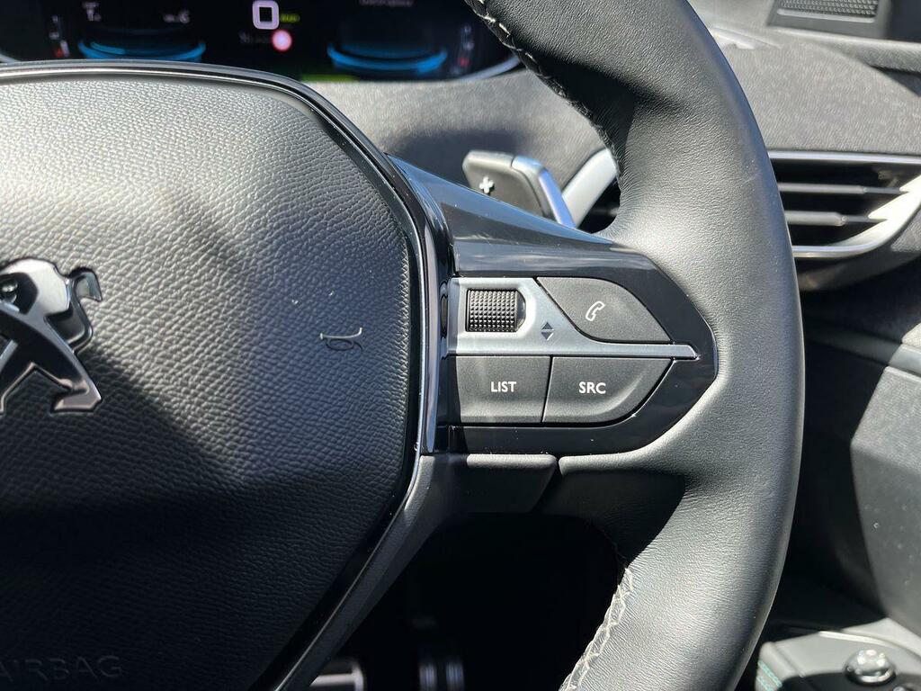 Peugeot 3008 1.2 Puretech Active Premium Eat8 Grey #16