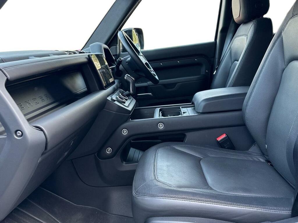 Land Rover Defender 110 3.0 D300 X-dynamic Hse Grey #3