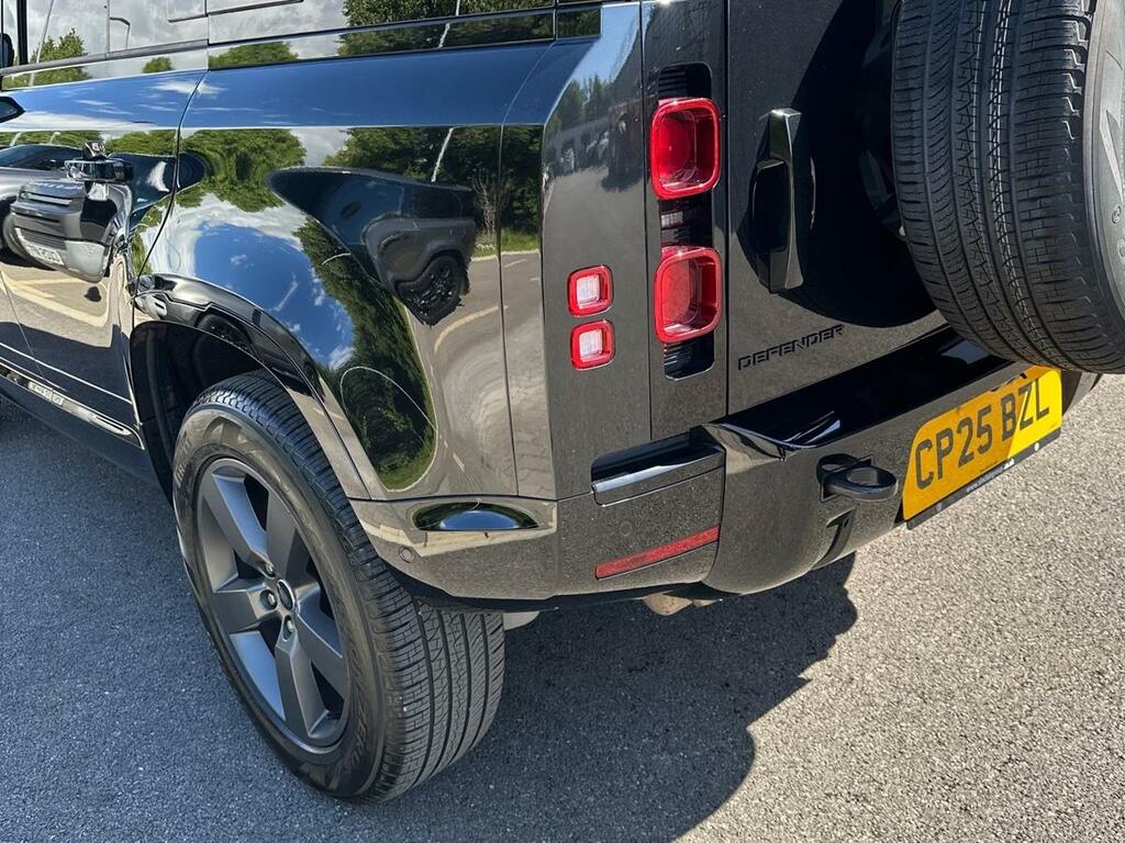 Land Rover Defender 110 X-dynamic Se Black #19