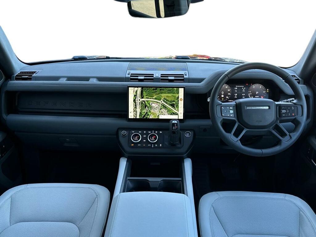 Land Rover Defender 110 X-dynamic Se Black #9
