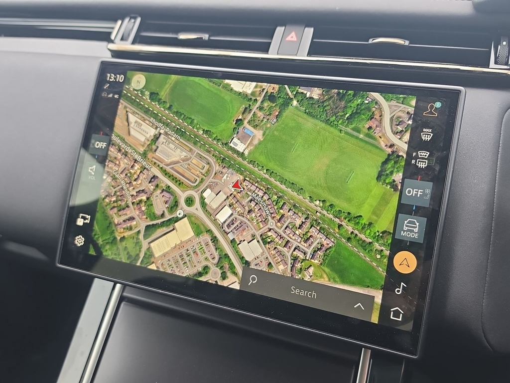 Land Rover Range Rover Velar 2.0 D200 Mhev Dynamic Se Pink #10
