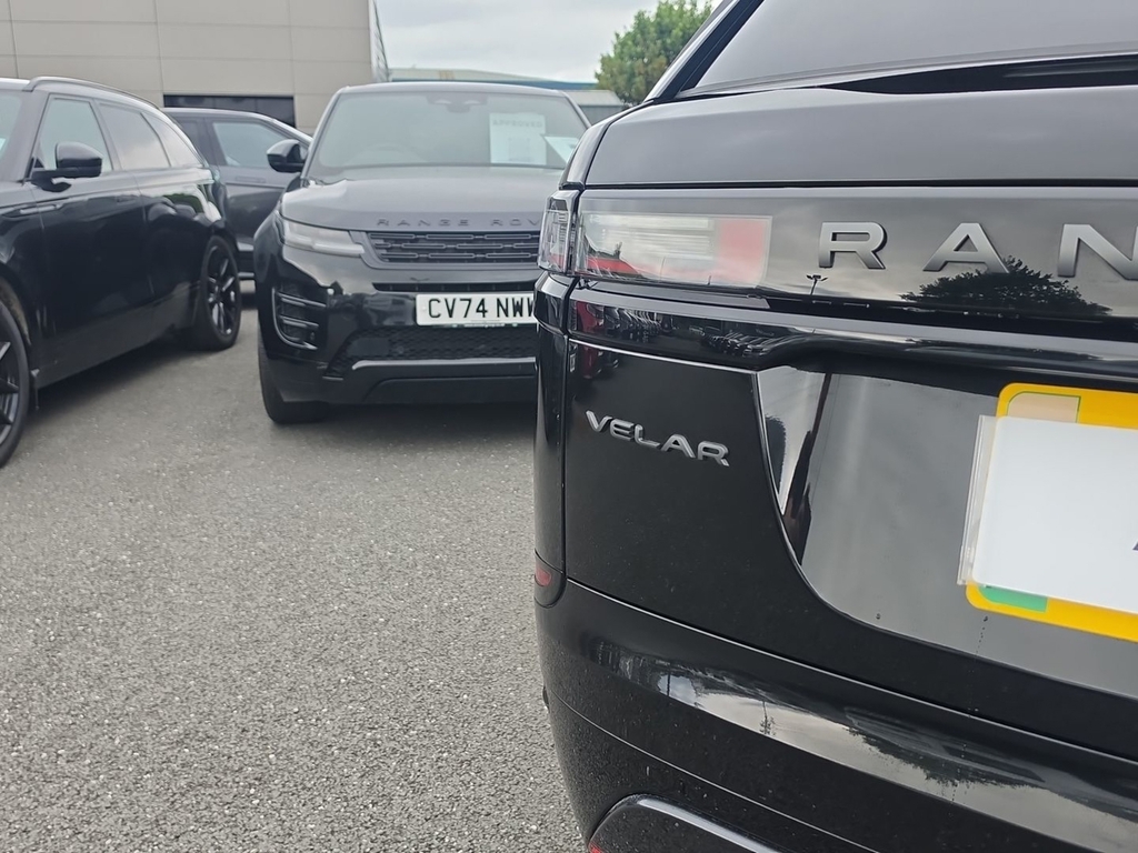 Land Rover Range Rover Velar 2.0 D200 Mhev Dynamic Se Pink #20