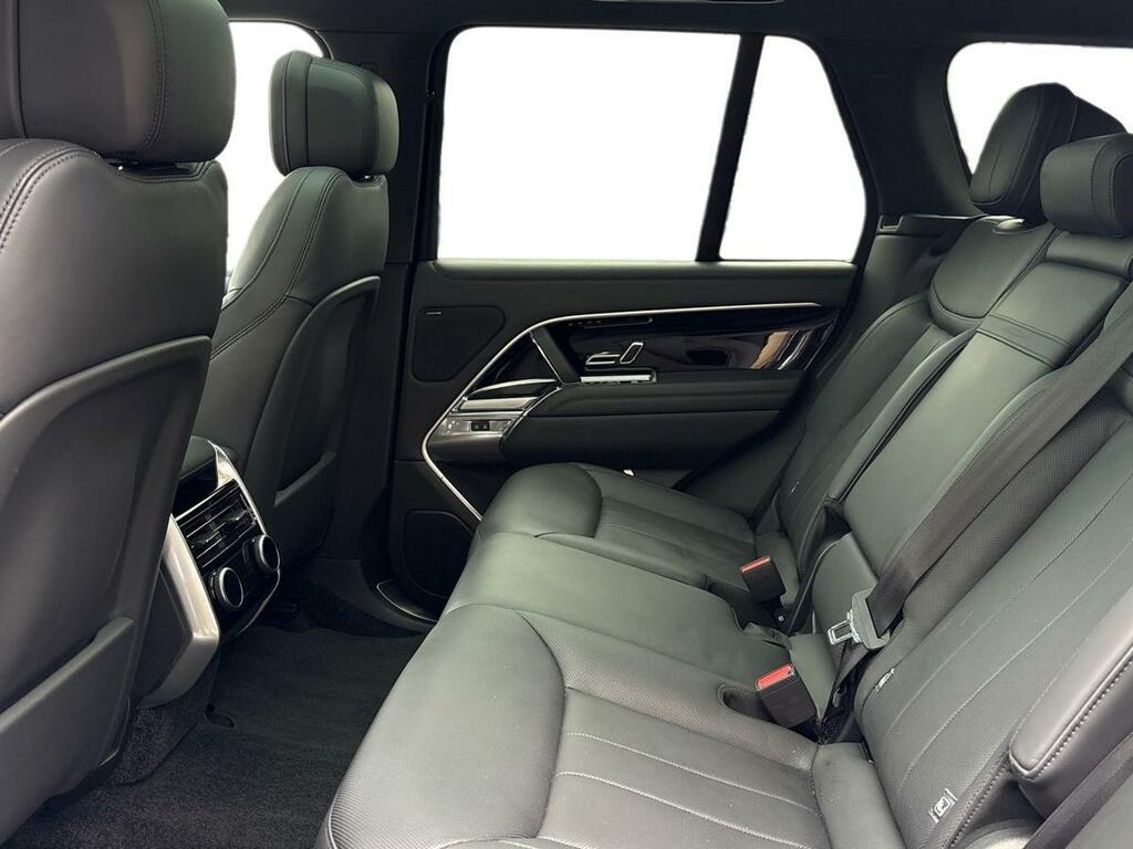 Land Rover Range Rover 3.0 P440e Se White #4