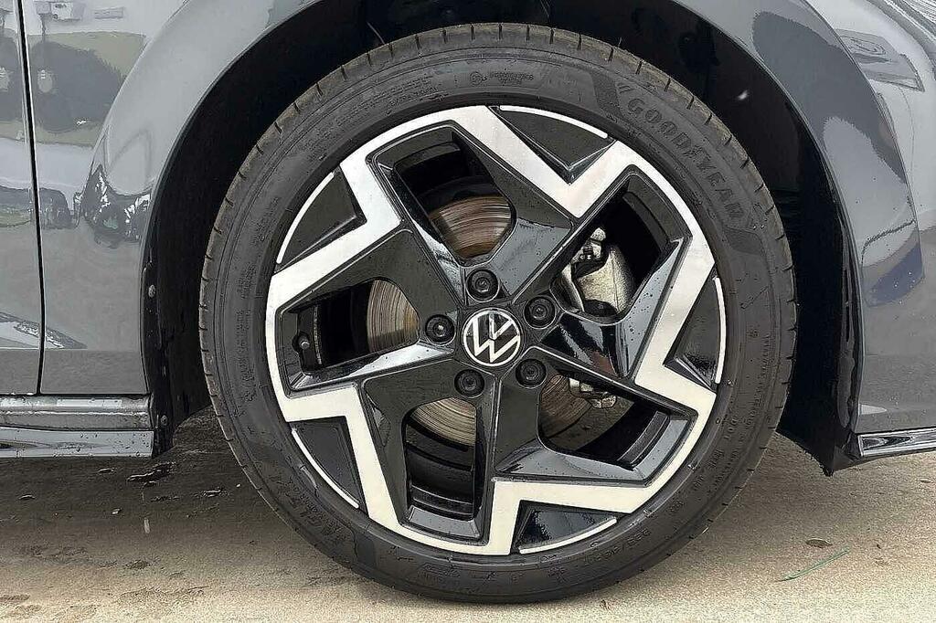Volkswagen Golf 1.5 Tsi 150 R-line Click And Collect Black #5