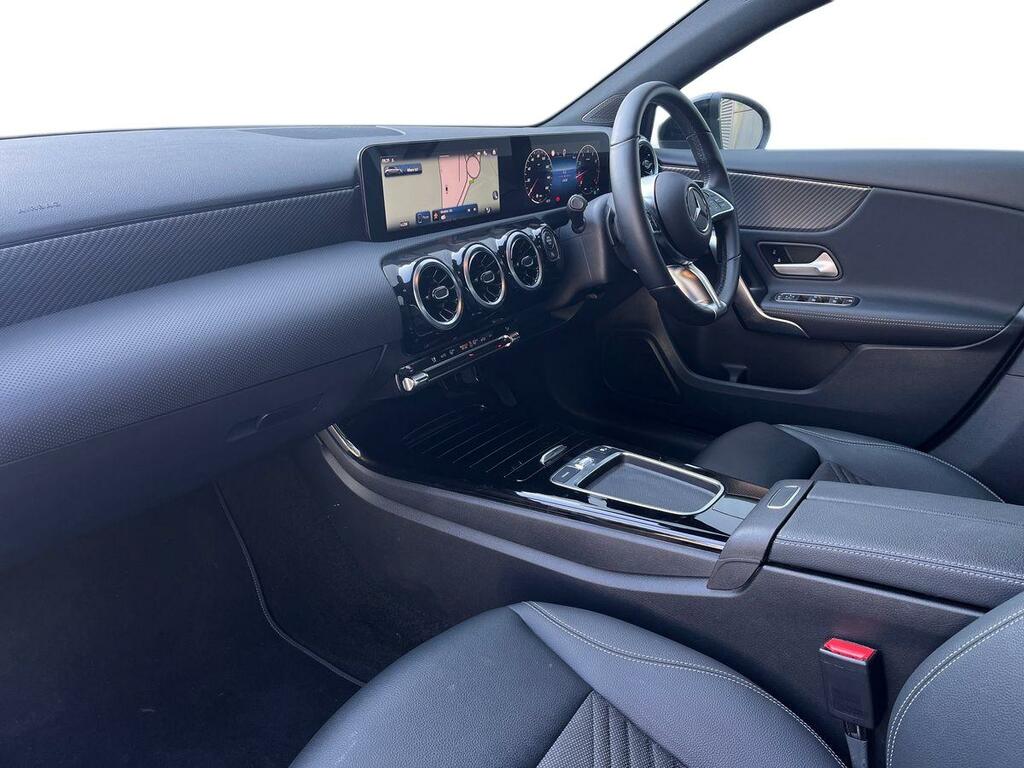 Mercedes-Benz A Class 1.3 A180h Mhev Sport Edition 7G-dct Euro 6 Ss 5 KM25EVJ Silver #3