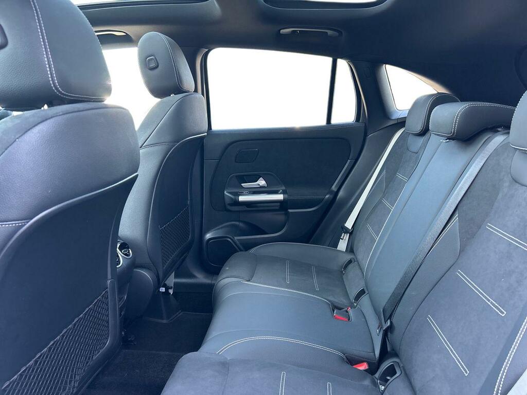 Mercedes-Benz GLA Class 1.3 Gla200h Mhev Amg Line Premium Plus 7G-dct Eu Grey #4