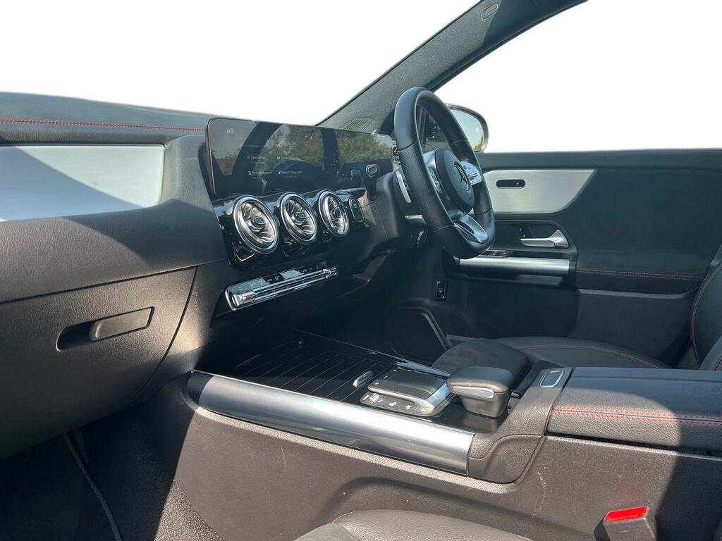 Mercedes-Benz EQA Eqa 250 70.5Kwh Amg Line Suv 1 Black #3