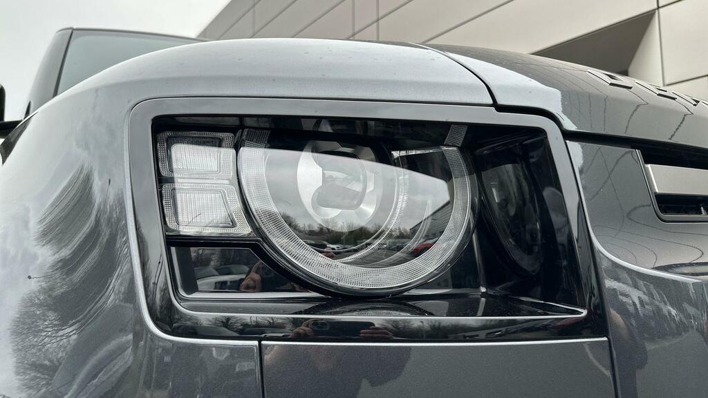 Land Rover Defender 3L X-dynamic Hse Black #17