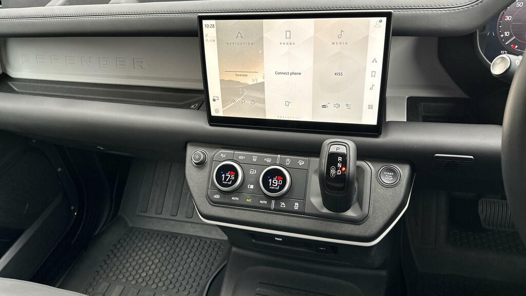 Land Rover Defender 3L X-dynamic Hse Black #14